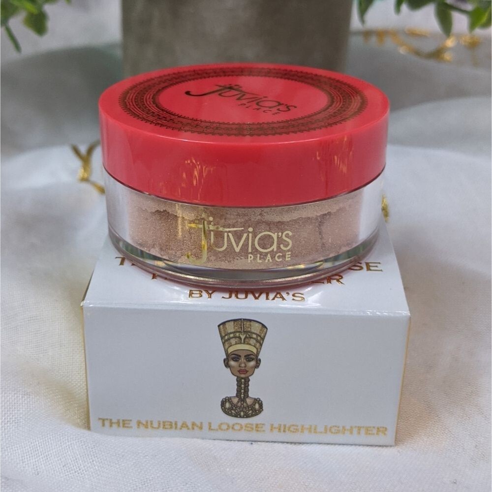 NIB Juvia's Place Nefertiti Loose Highlight